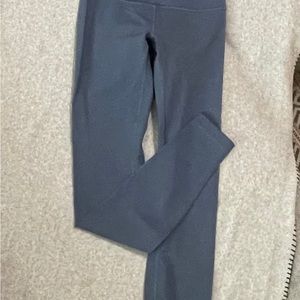 LULULEMON • wunder under leggings